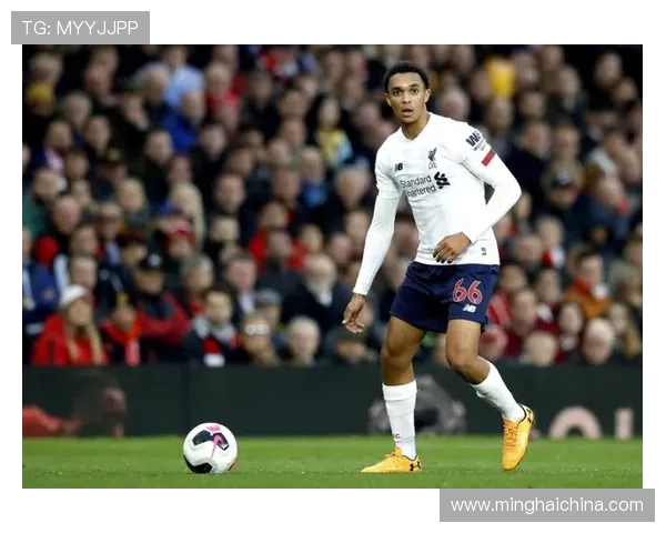 阿诺德离队后，红军仅剩两人撑起英格兰血脉